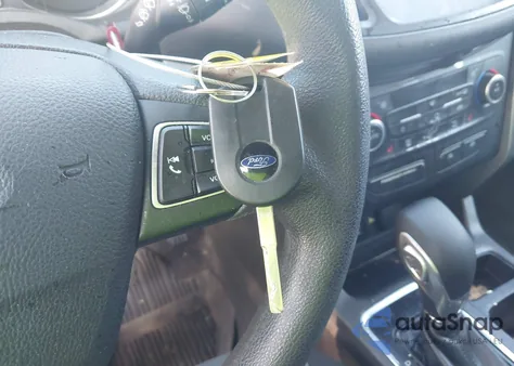 2018 Ford Escape Se из США, поврежденный, VIN 1FMCU9GD8JUC57461